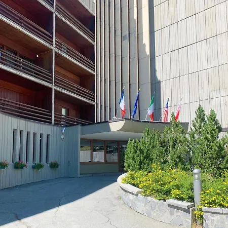 Cervinia Sky & Daire